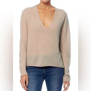 360 Cashmere - Gwen V Neck Sweater in Sesame - Size Small